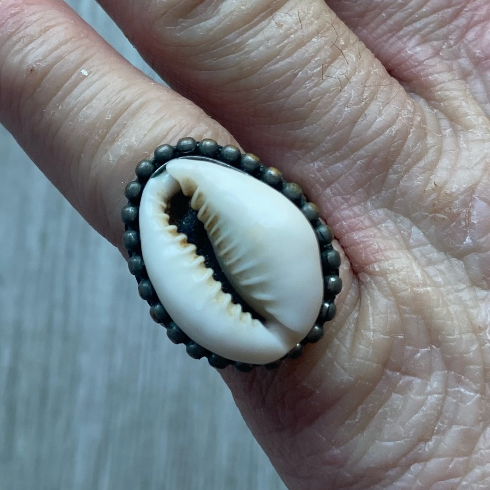 Cowrie Ring for Women, Natural Beach Shell, Hammered Design, Adjustable Size